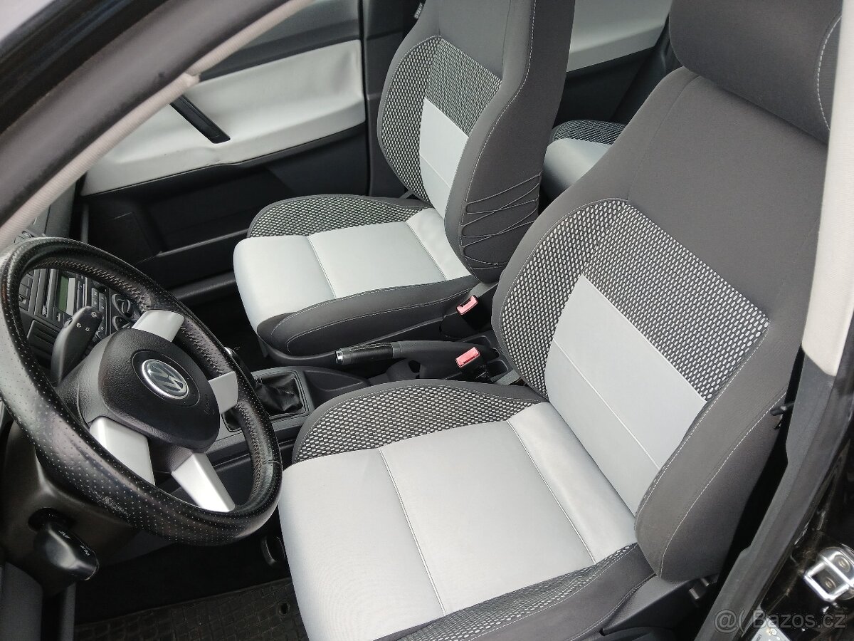 Volkswagen Polo CROSS 1.4 16v - 9