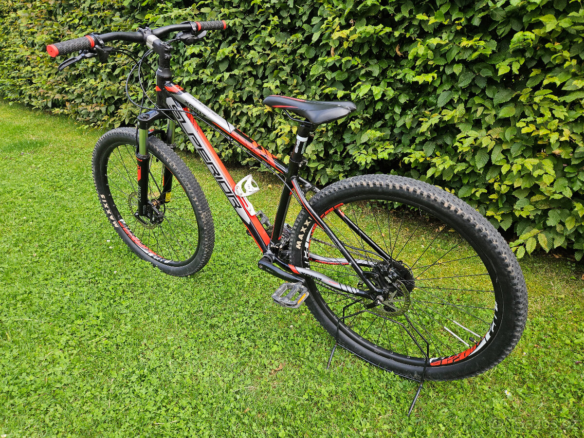 27,5" horské hliníkové kolo SUPERIOR, rám 16", DEORE - 9