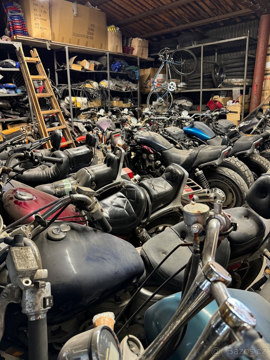 Prodej skladu motocyklů - 9