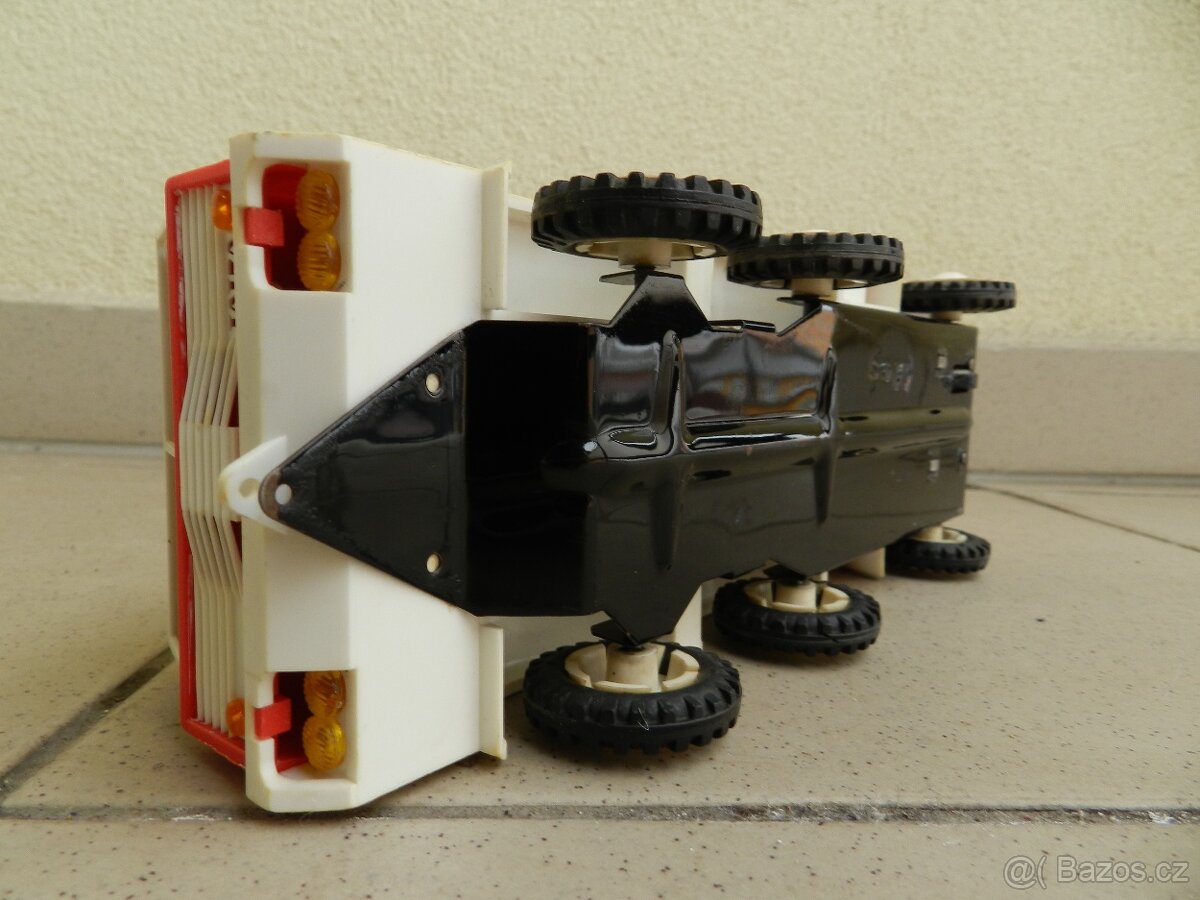 TATRA 813 - ITES r. 1985 - ČSSR - 9