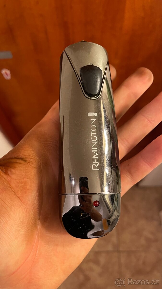 Holicí strojek Remington - 9