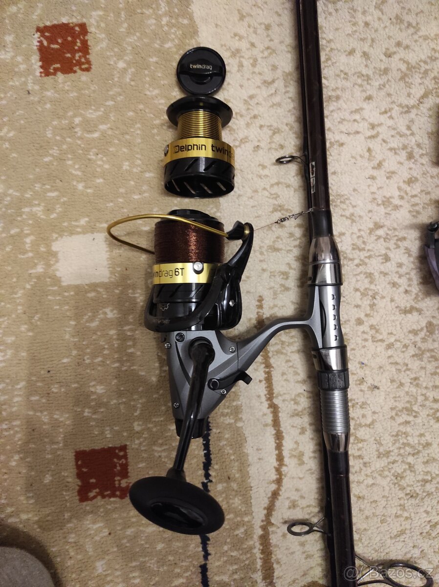 Prodám 2x rybářský prut Mivardi - 9