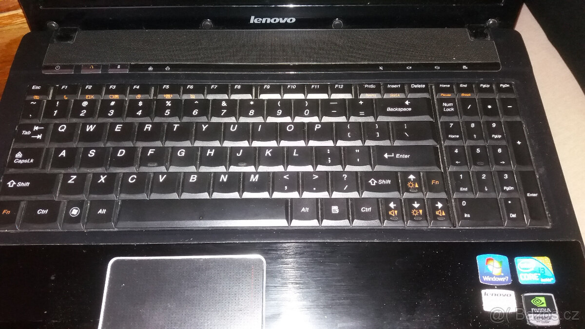 LENOVO G 560 i3 - 9
