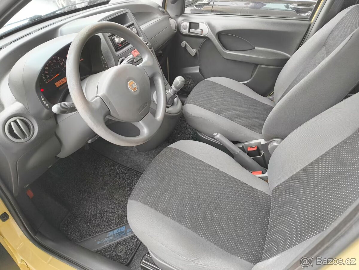 Fiat Panda 1.1 benzín 2010 jeden majitel - 9