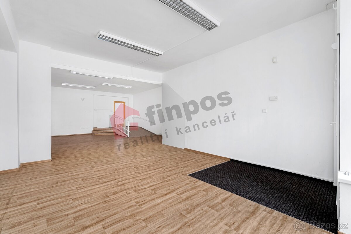 Prodej obchodních prostor 399 m2, centrum Břeclavi - 9