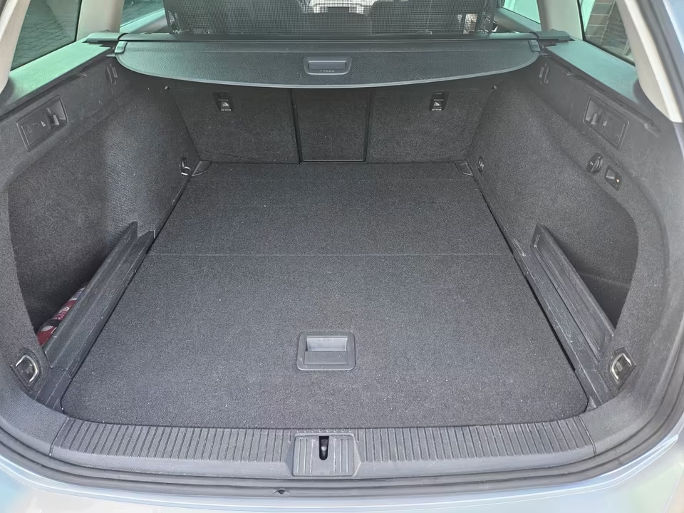 Prodám VW PASSAT B8 2,0TDI 110KW, manuál. - 9