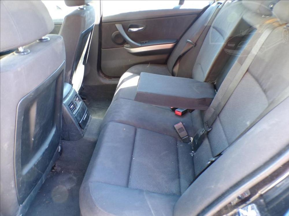 BMW 2,0 320D - 9
