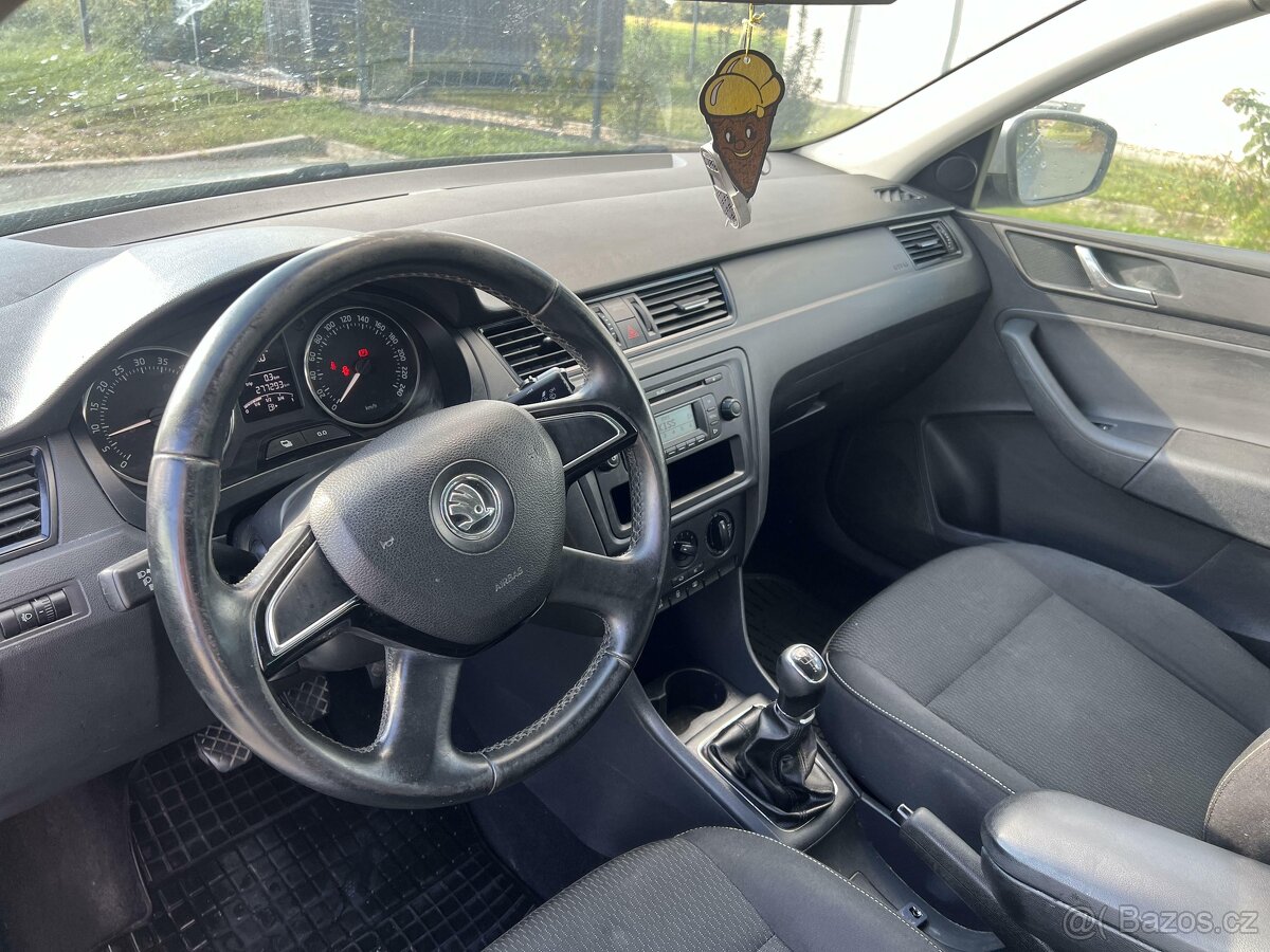 ŠKODA RAPID 1.6tdi 77kW sedan - 9