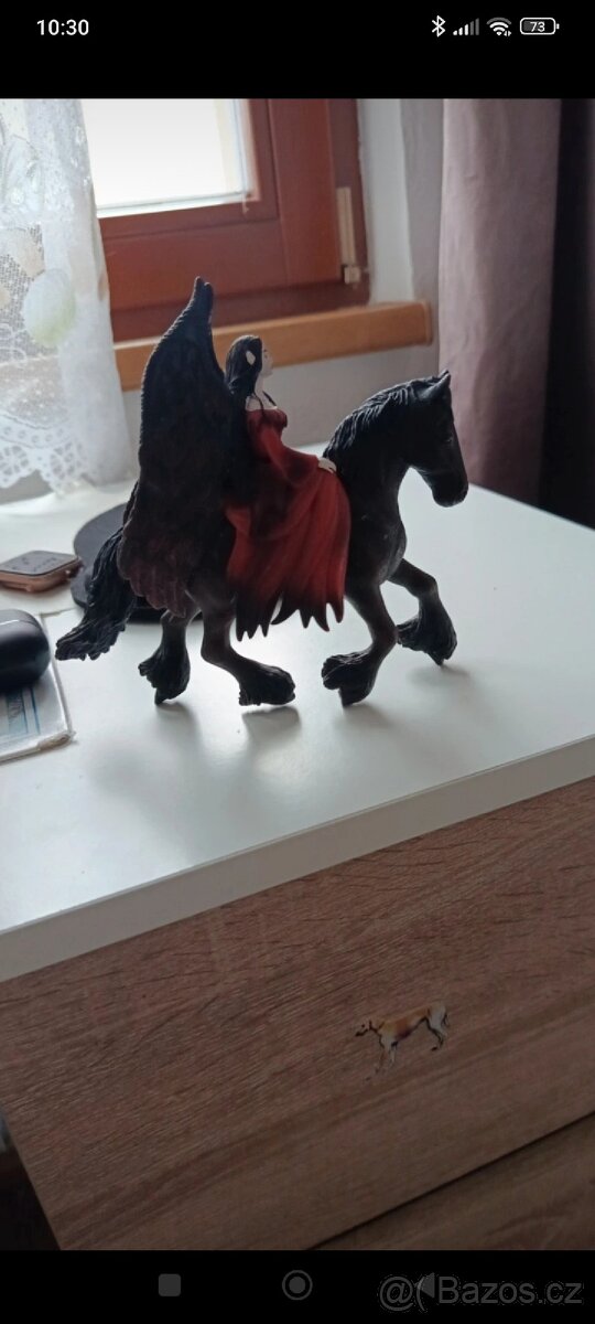 Schleich elfí víla na koni - 9