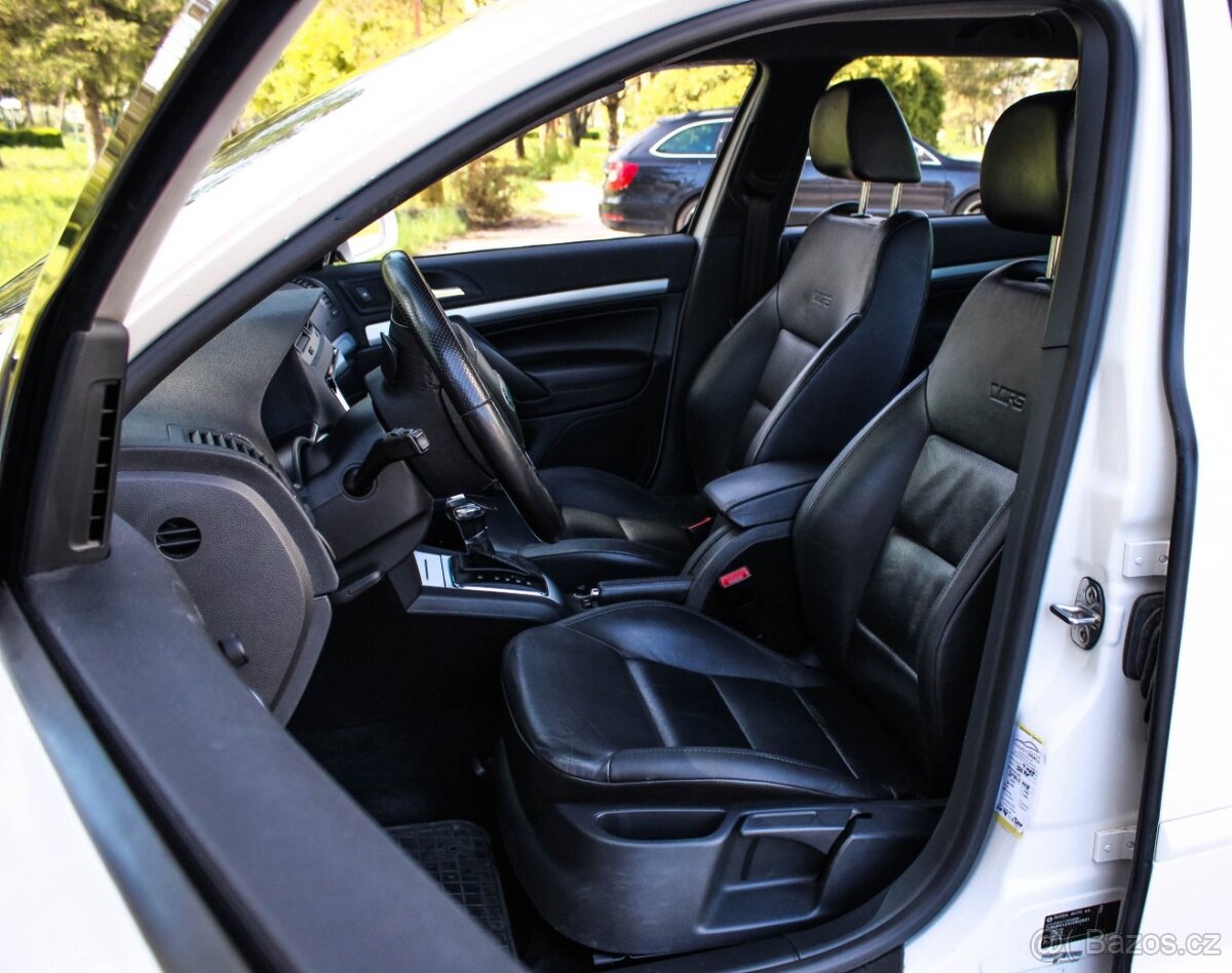 Škoda Octavia Combi RS2 2.0 TFSI RS DSG - 9