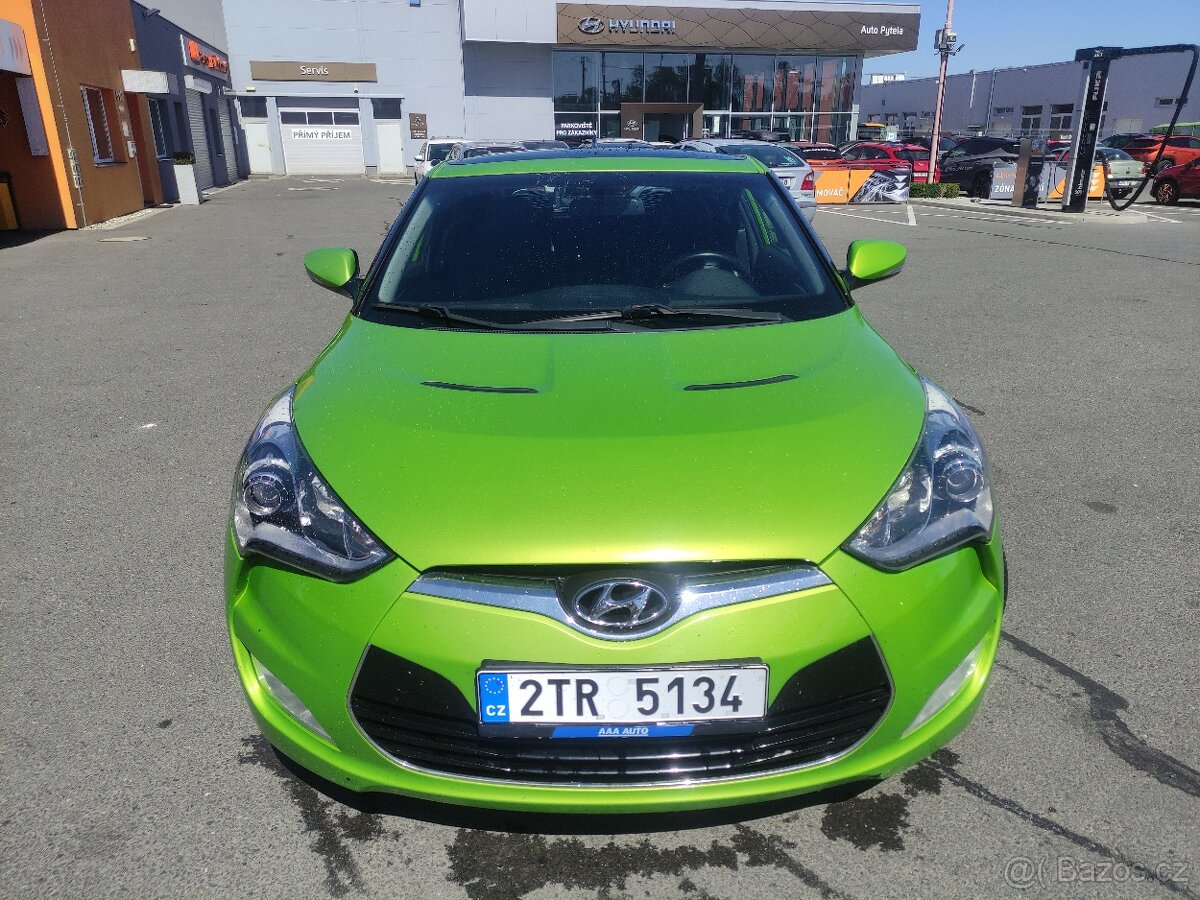 Hyundai Veloster 1.6 103kw benzín - 9