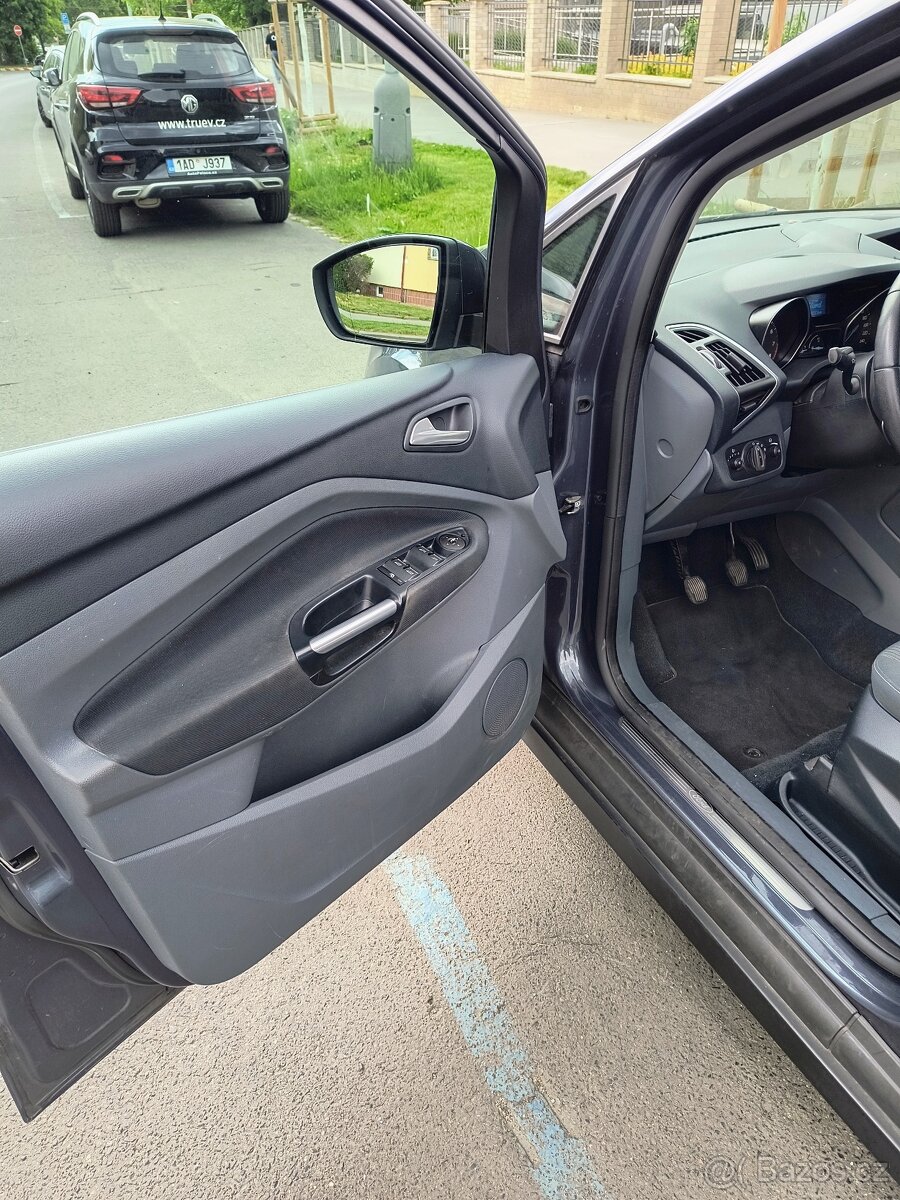 Ford Grand C-Max Titanium 1.6 benzin 110 KW - 9