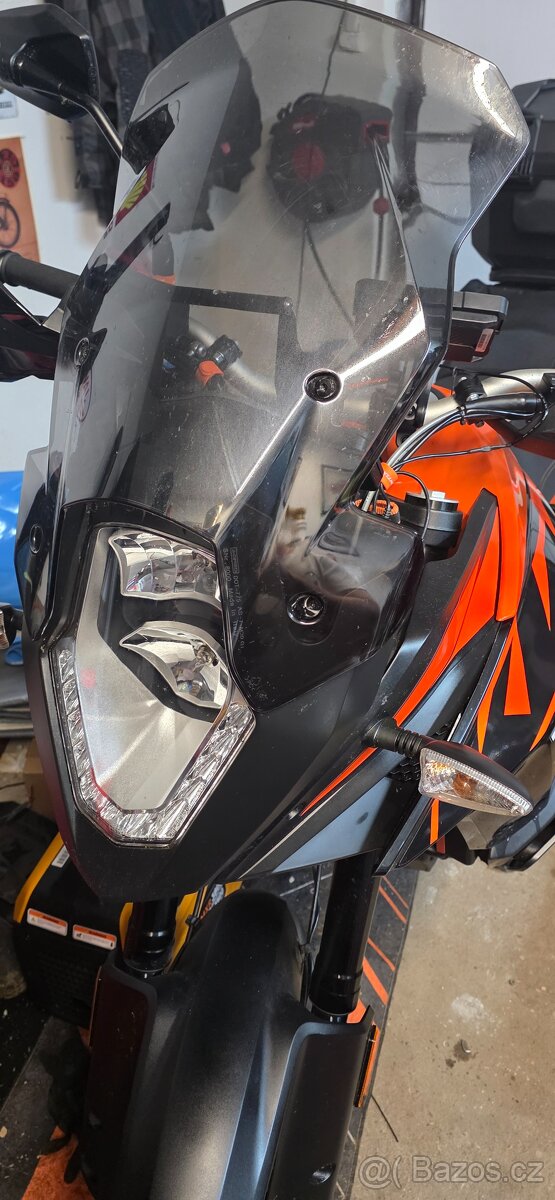Ktm adventure 1090 - 9
