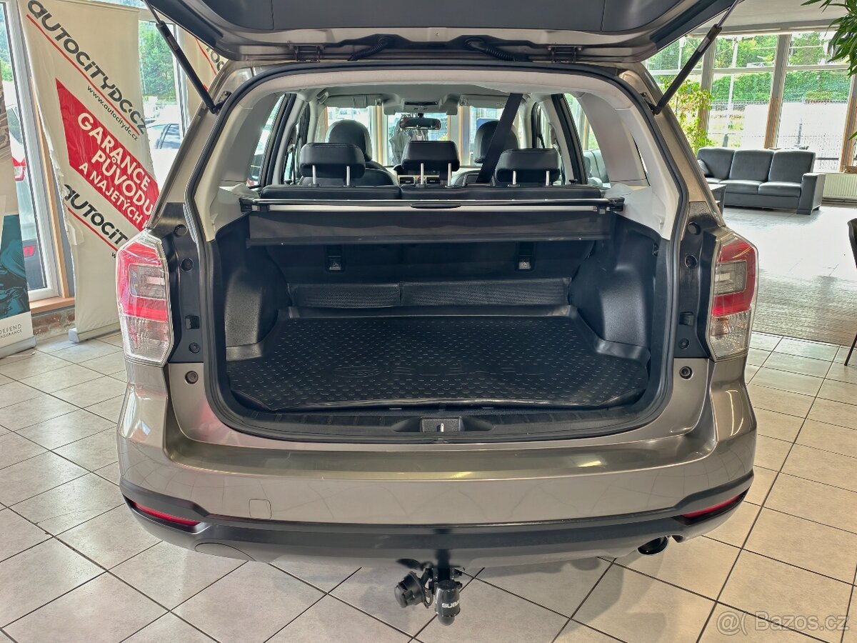 Subaru Forester 2.0 i 4x4, A/T, EXECUTIVE, DPH - 9