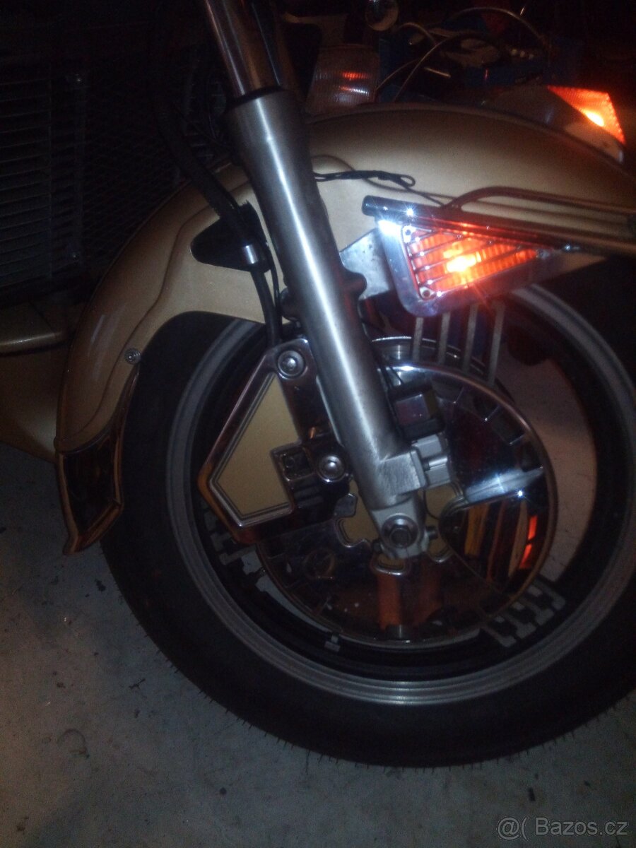 Yamaha XV1300 Royal - 9