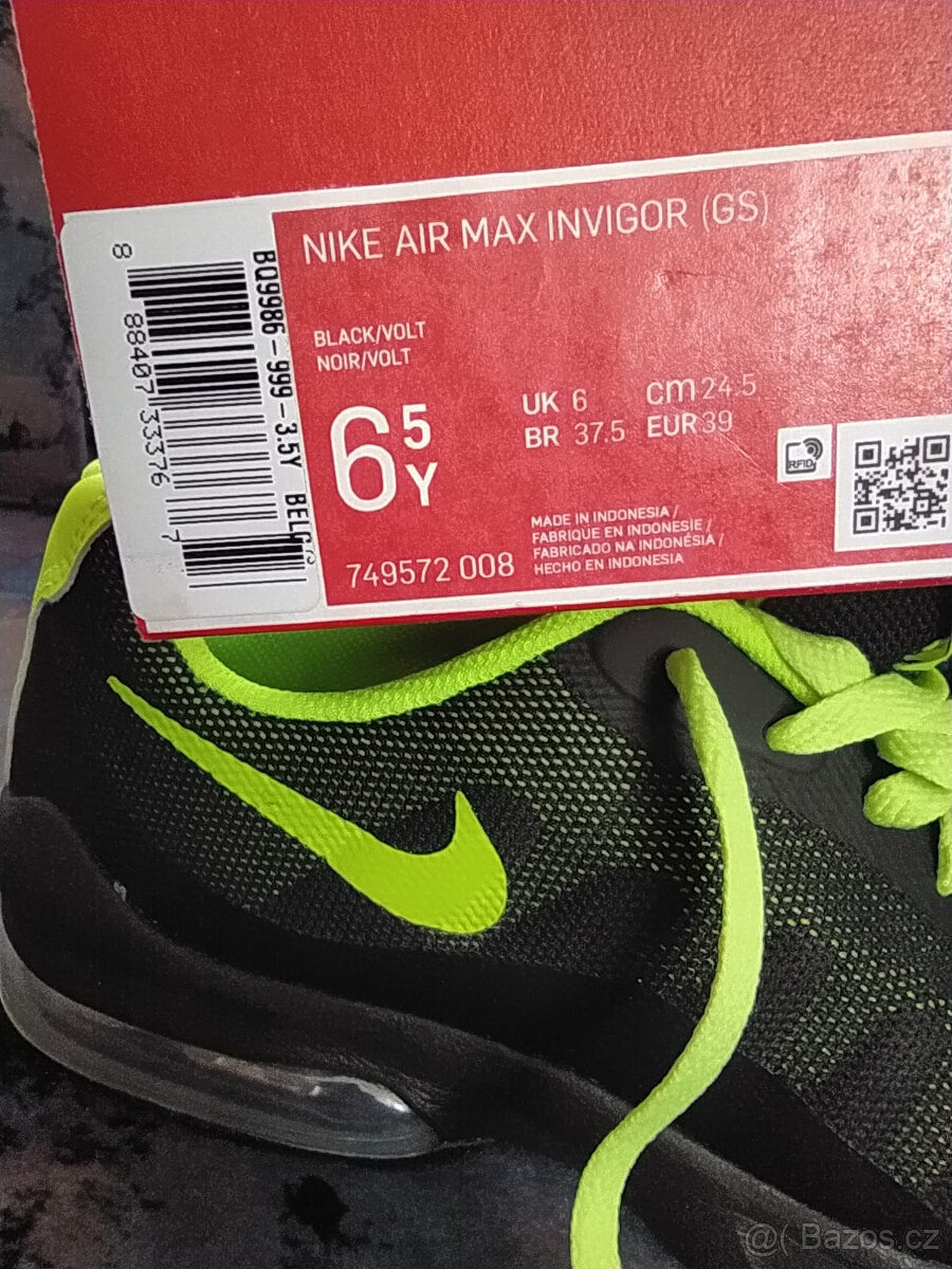 Tenisky Nike Air Max Invigor, velikost 39 - 9