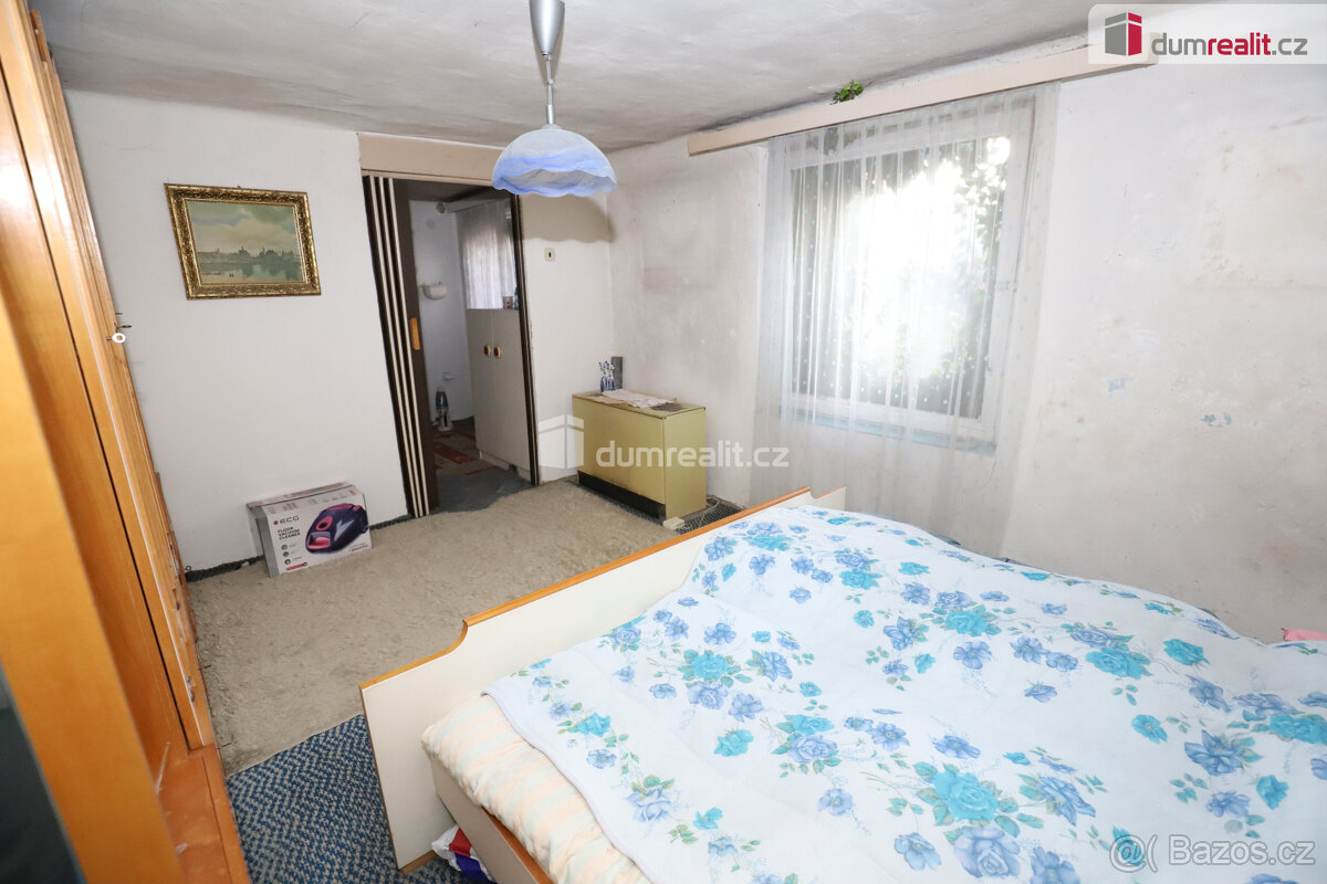 Pěkný domek s pozemkem a zahradou v klidné lokalitě Kbely u - 9