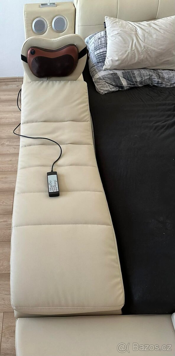 Luxusní postel s masážním křeslem - 9