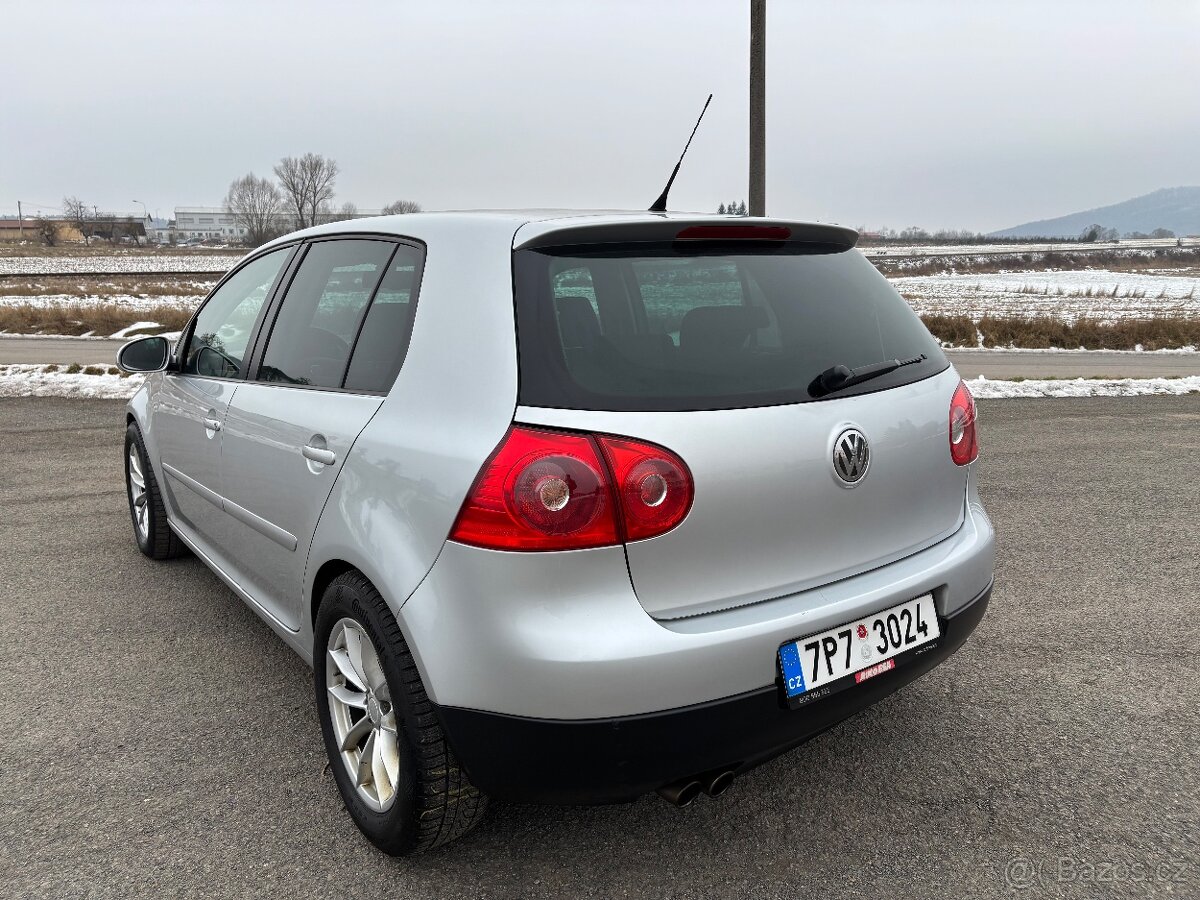 Volkswagen Golf 5 2.0TDI - 9