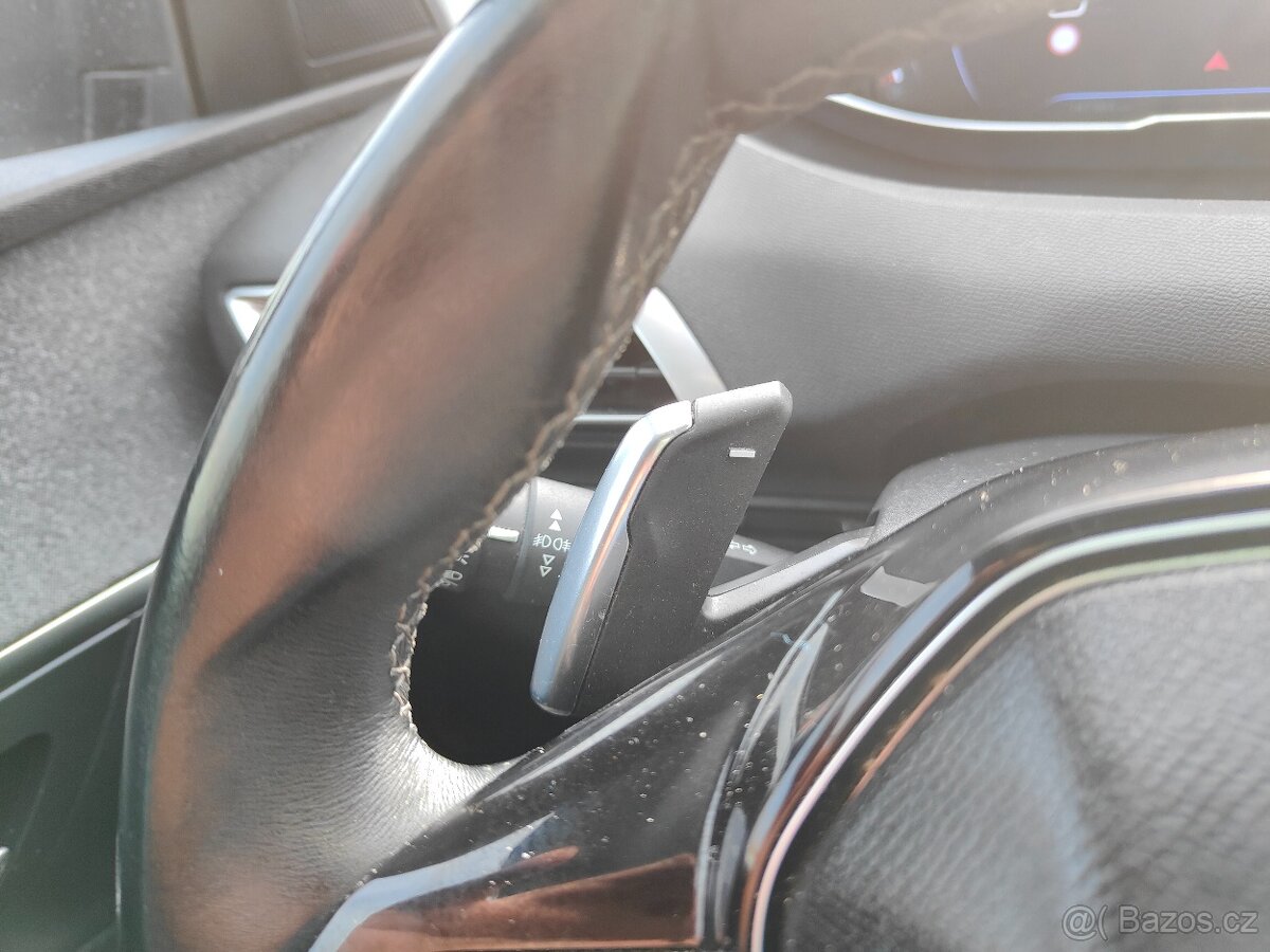 PEUGEOT 3008 1.2 PureTech 96kW, automat - 9