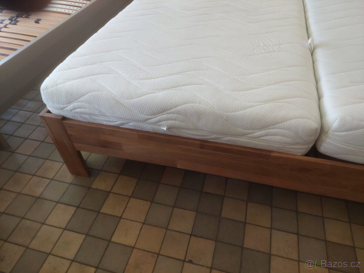 Manželská postel - 9