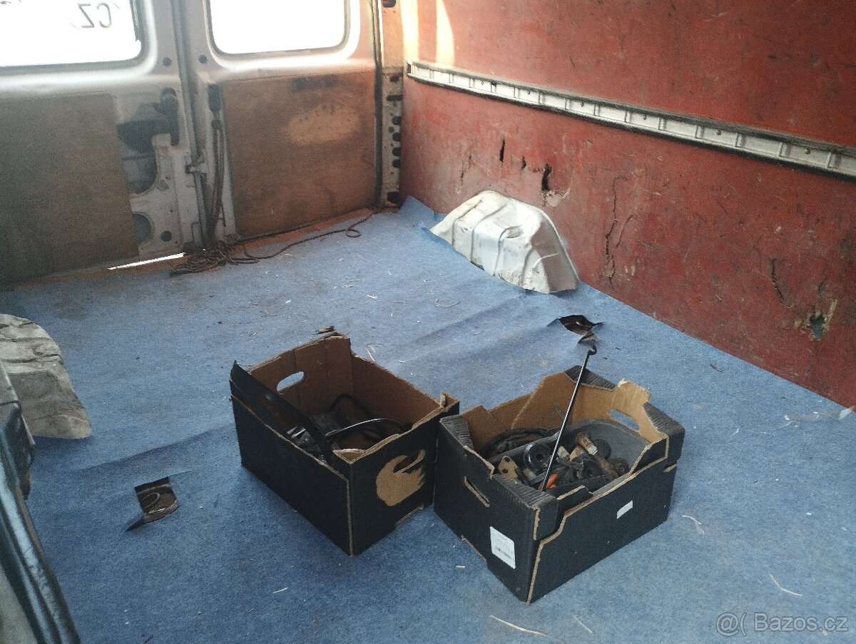 Ford Transit 2,5 diesel maxi - 9