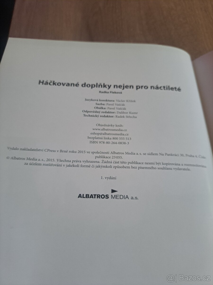 Háčkované doplňky nejen pro náctileté - 9