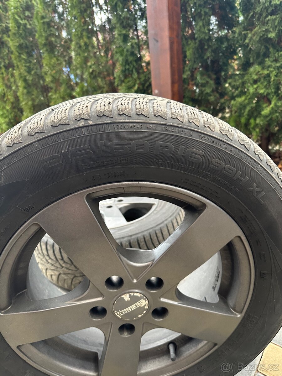 Alu kola Nokian 215/60 R16 - 9