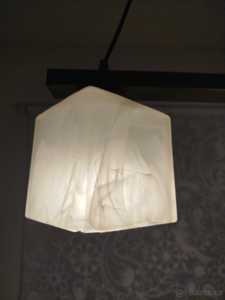 Prodám závěsný lustr (3)+Led žárovky - 9