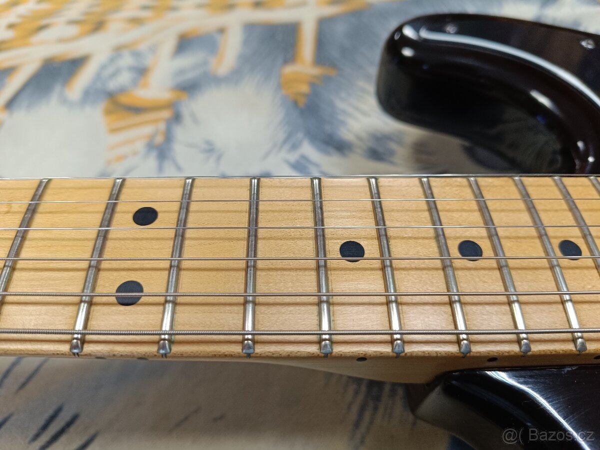 Fender Stratocaster-Mexico - Kyjov - 9