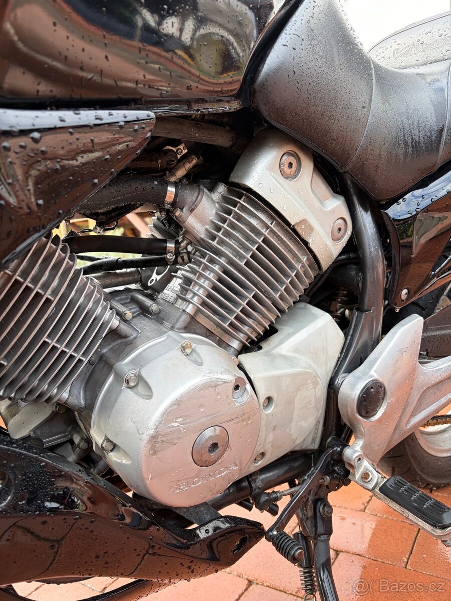 Honda Varadero 125 - 9