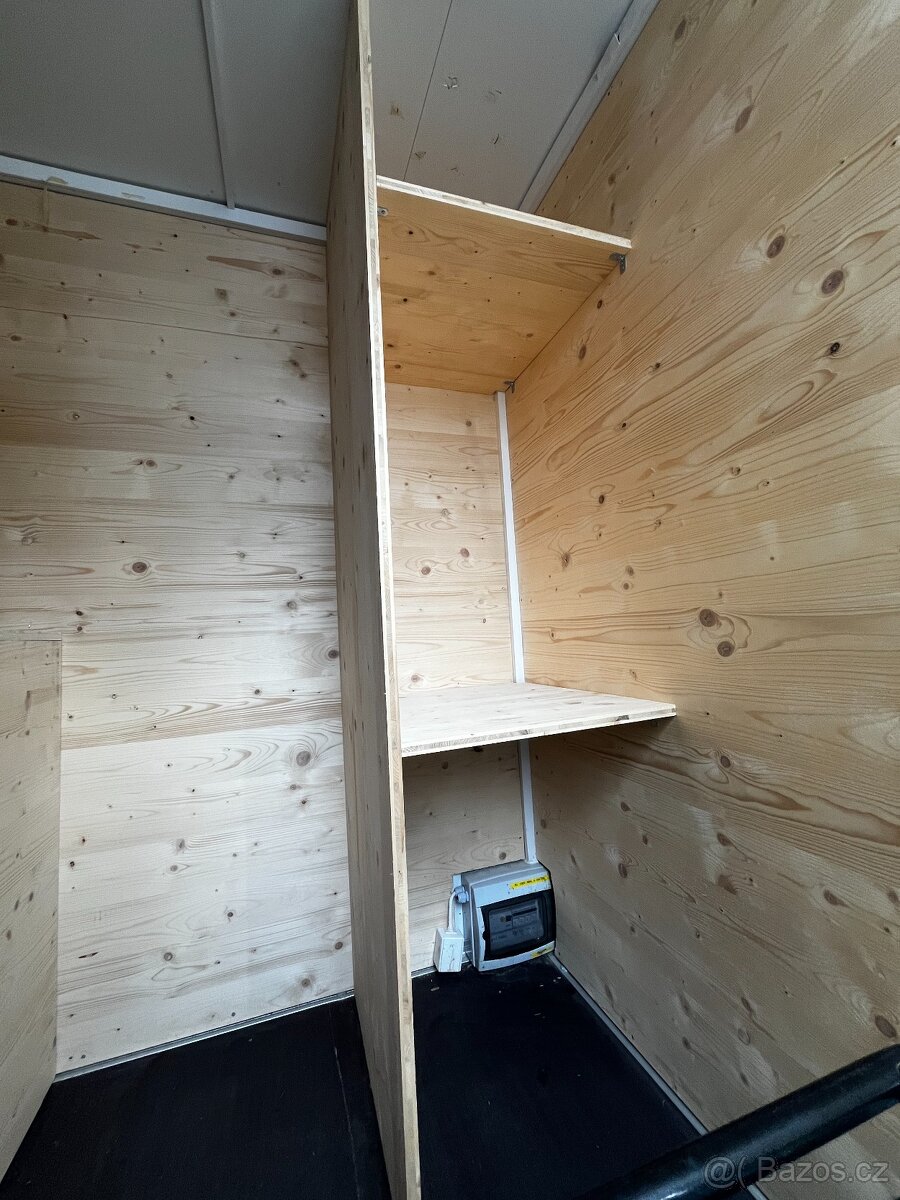 Pojizdný stánek (food truck) - 9