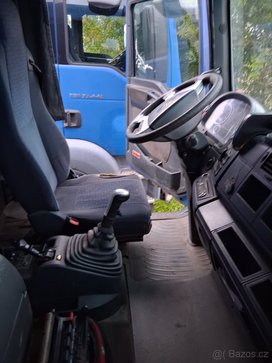 Man TGA 6x2 valník s hydraulickým jeřábem - 9