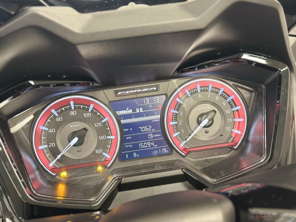 Honda Forza 125 Special Edition - 9