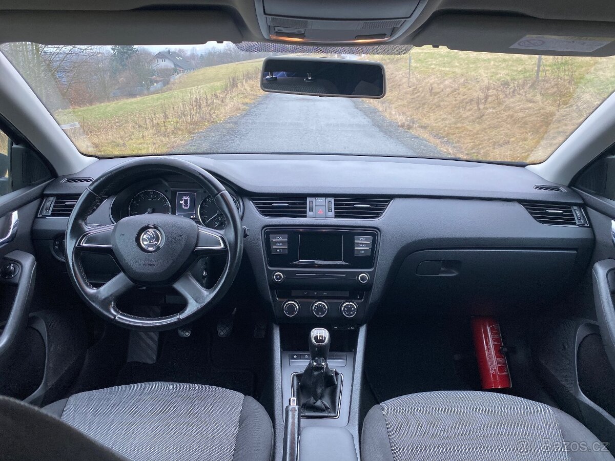 ŠKODA OCTAVIA 3 1.2 TSI COMBI - 9
