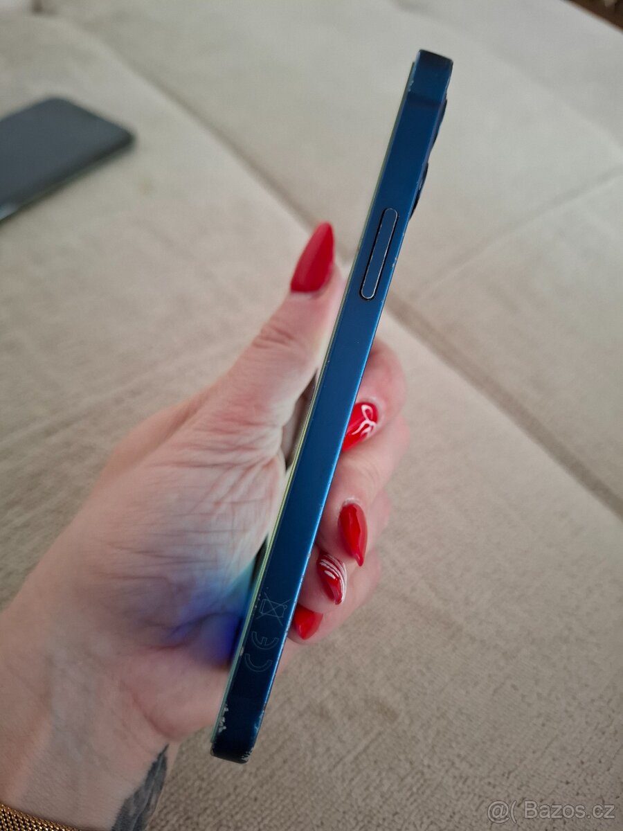 Apple iPhone 12 – 64 GB – modrý | stav C - 9