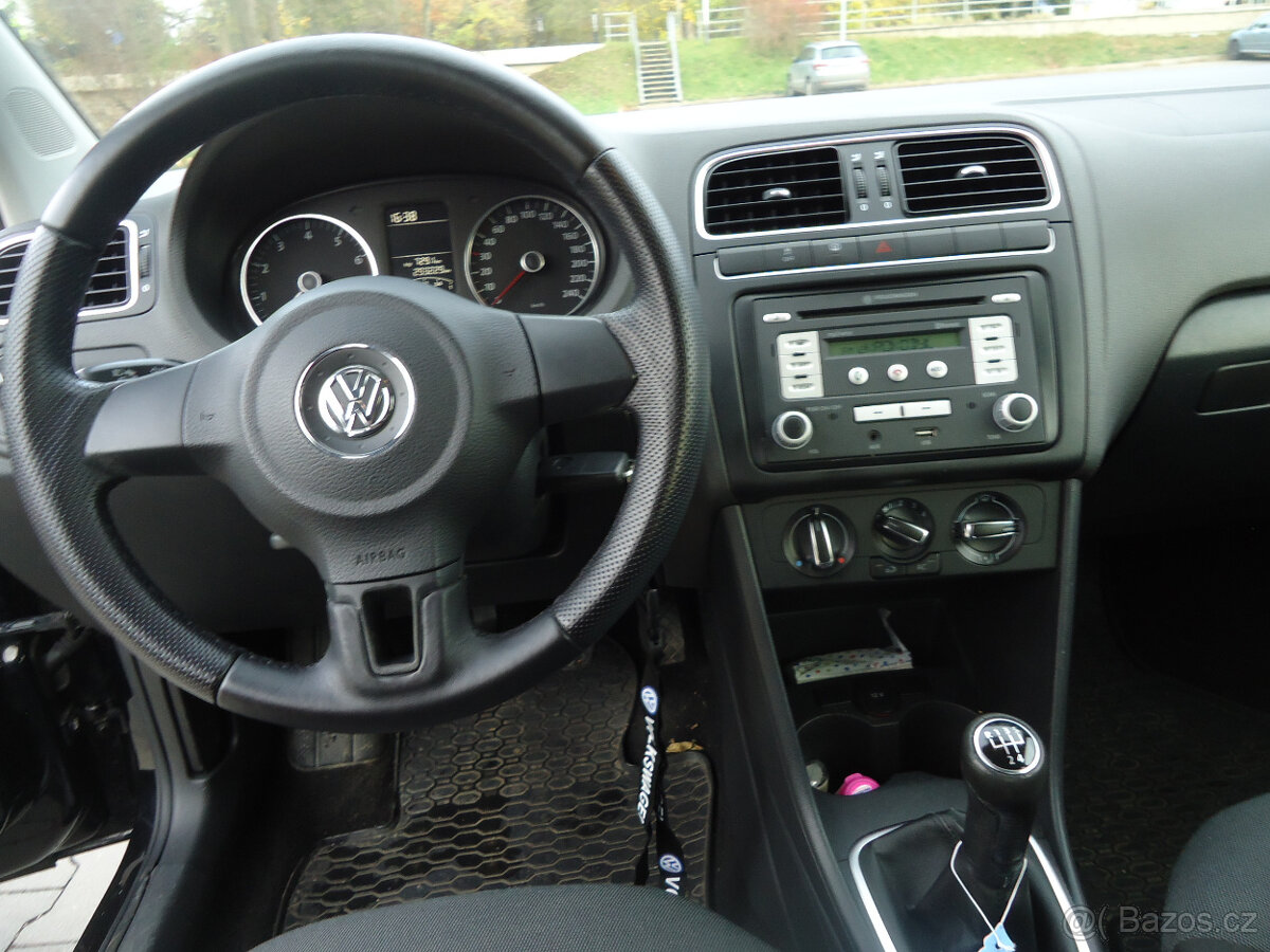 VW POLO 1.2 51 KW 5 DVEŘÍ 2011 - 9