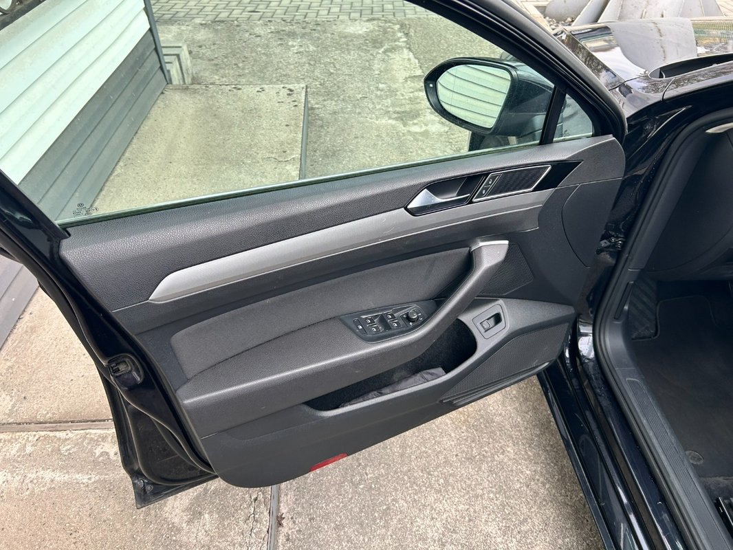 Volkswagen Passat 2.0 TDI DSG 2015 - 9