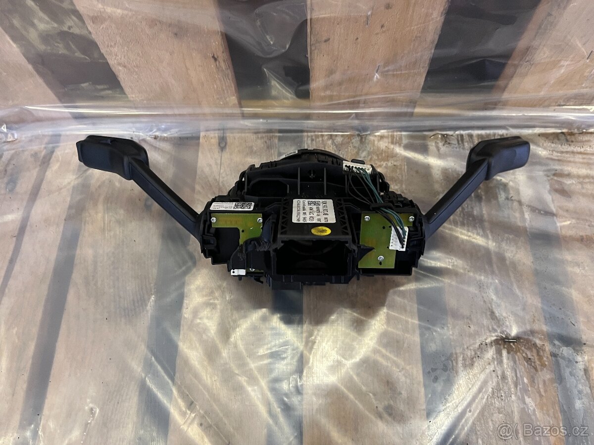 KOMPLETNÍ PÁČKY VOLANTU 5Q0953507AB/5Q0953549 - 9