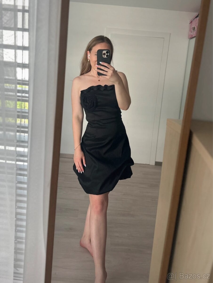 Nádherné šaty S - 9