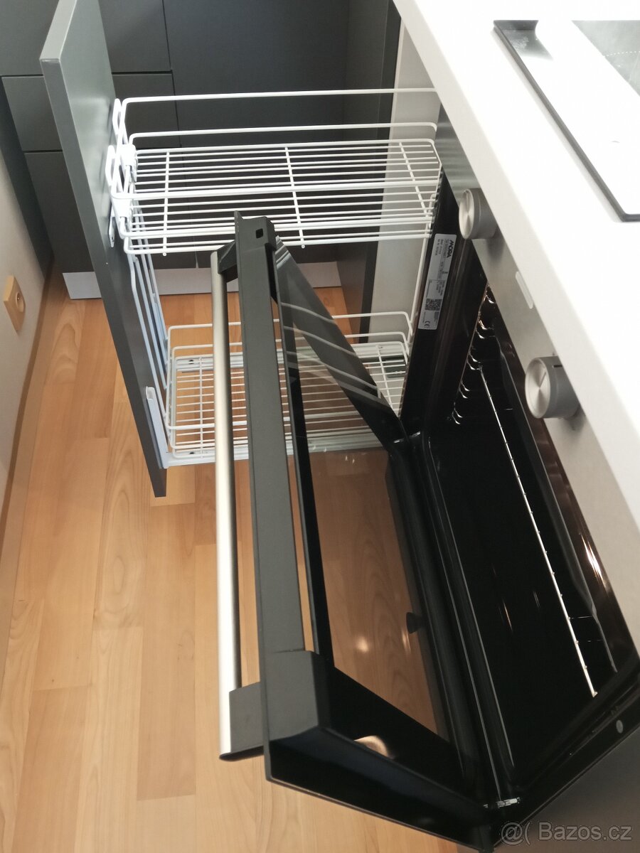 2+kk, Dr, Teplice Krajní ul, 39m2, nový interiér - 9