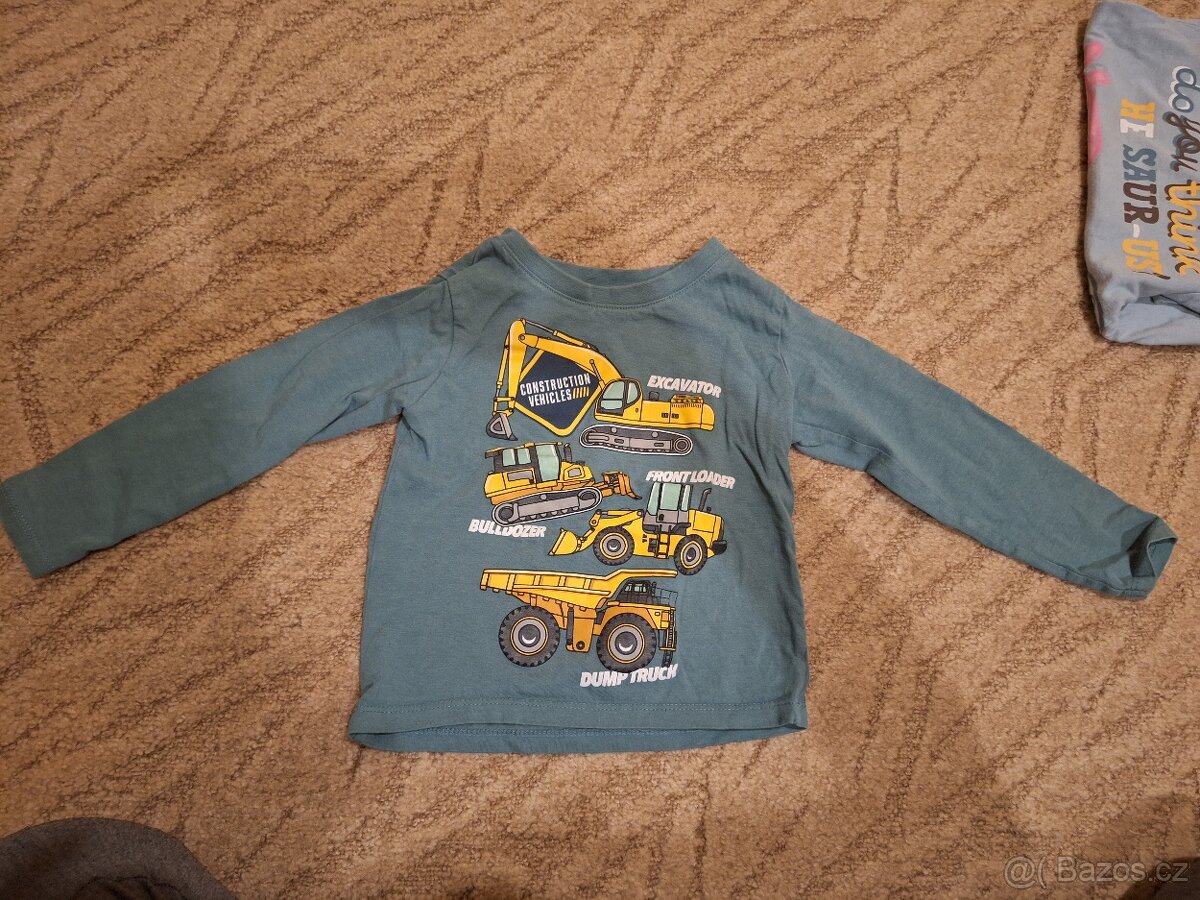 Balík oblečení vel.92 - 9