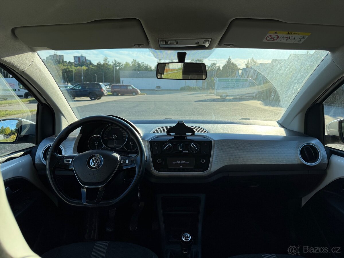 VW UP 1.0 CNG Facelift - 9