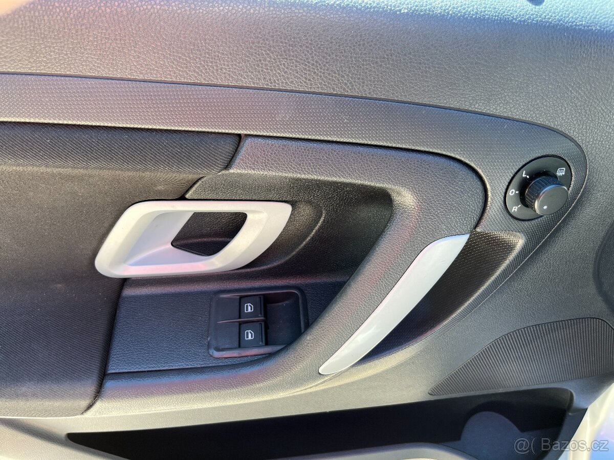 Škoda Roomster 1.2 HTP 51KW, Tažné, Klima, Rozvody - 9