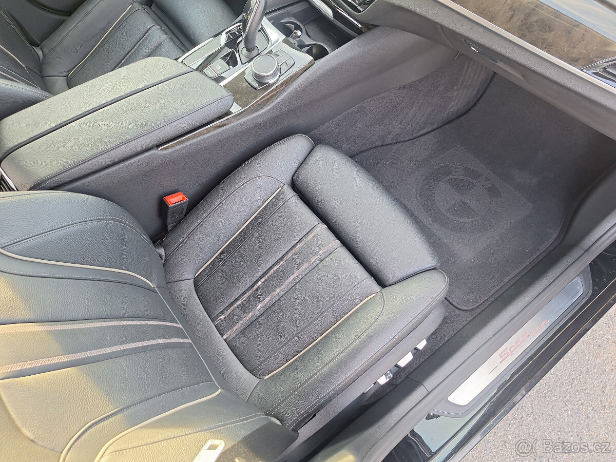 BMW 530d G31, 239.980km, Head Up - 9