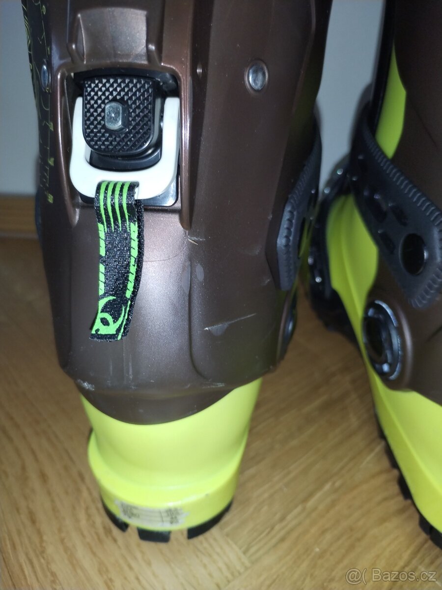 Prodám lyžáky Dalbello vel.285, EU44 - 9