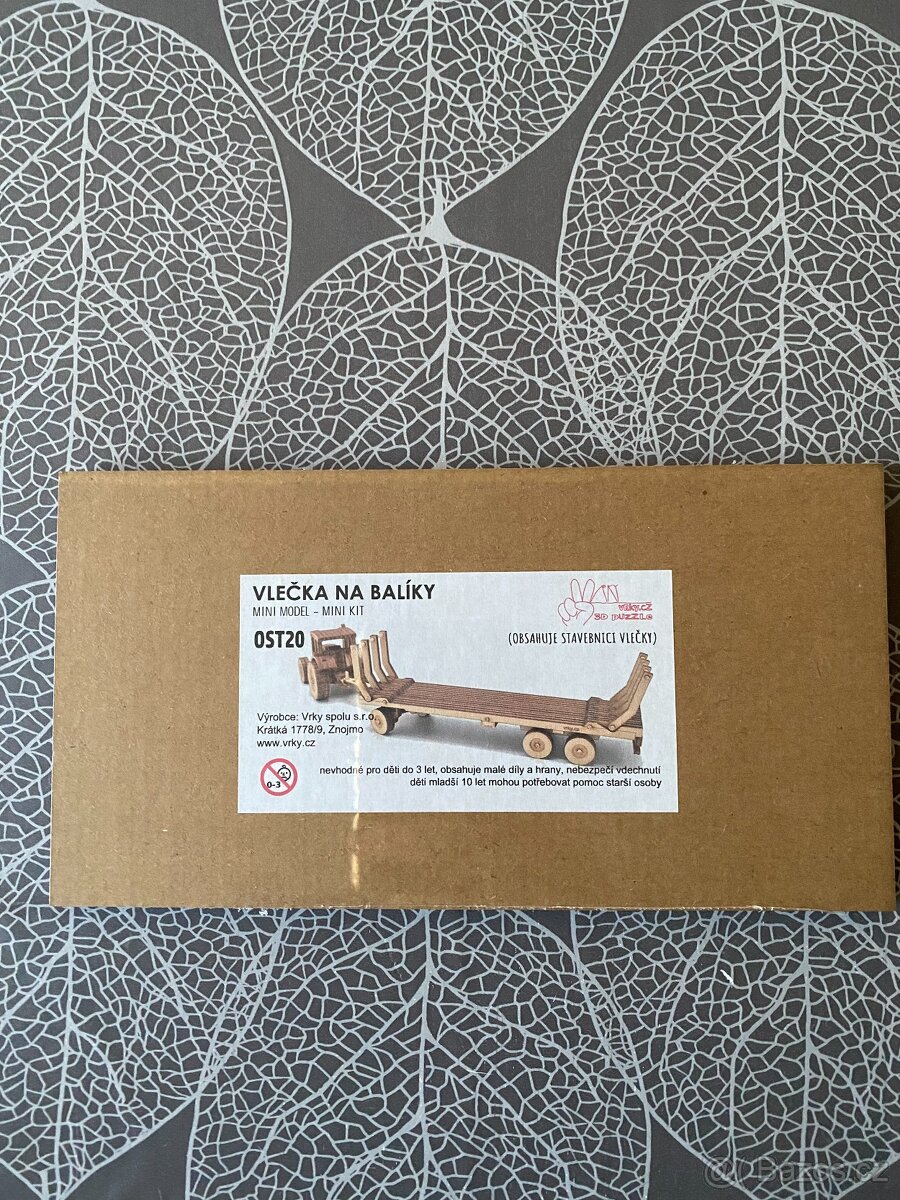 Nové modely k sestavení - Zetor Forterra, vlečka na balíky - 9