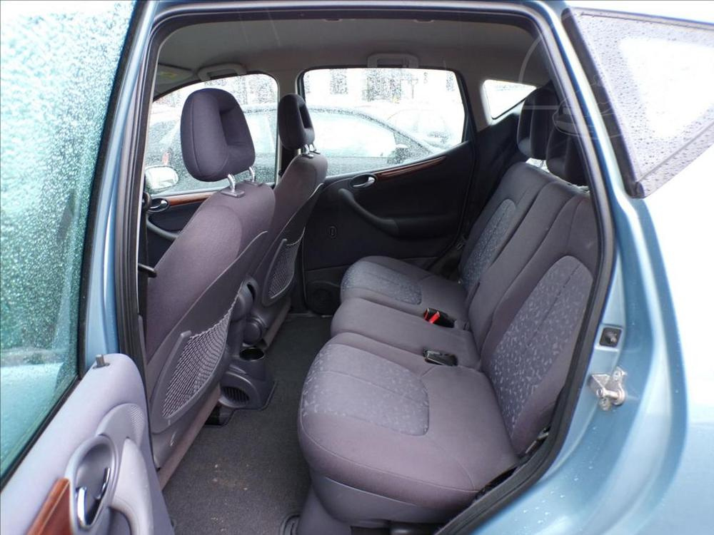 Mercedes-Benz I 1,6 ELEGANCE,AUTOMAT - 9