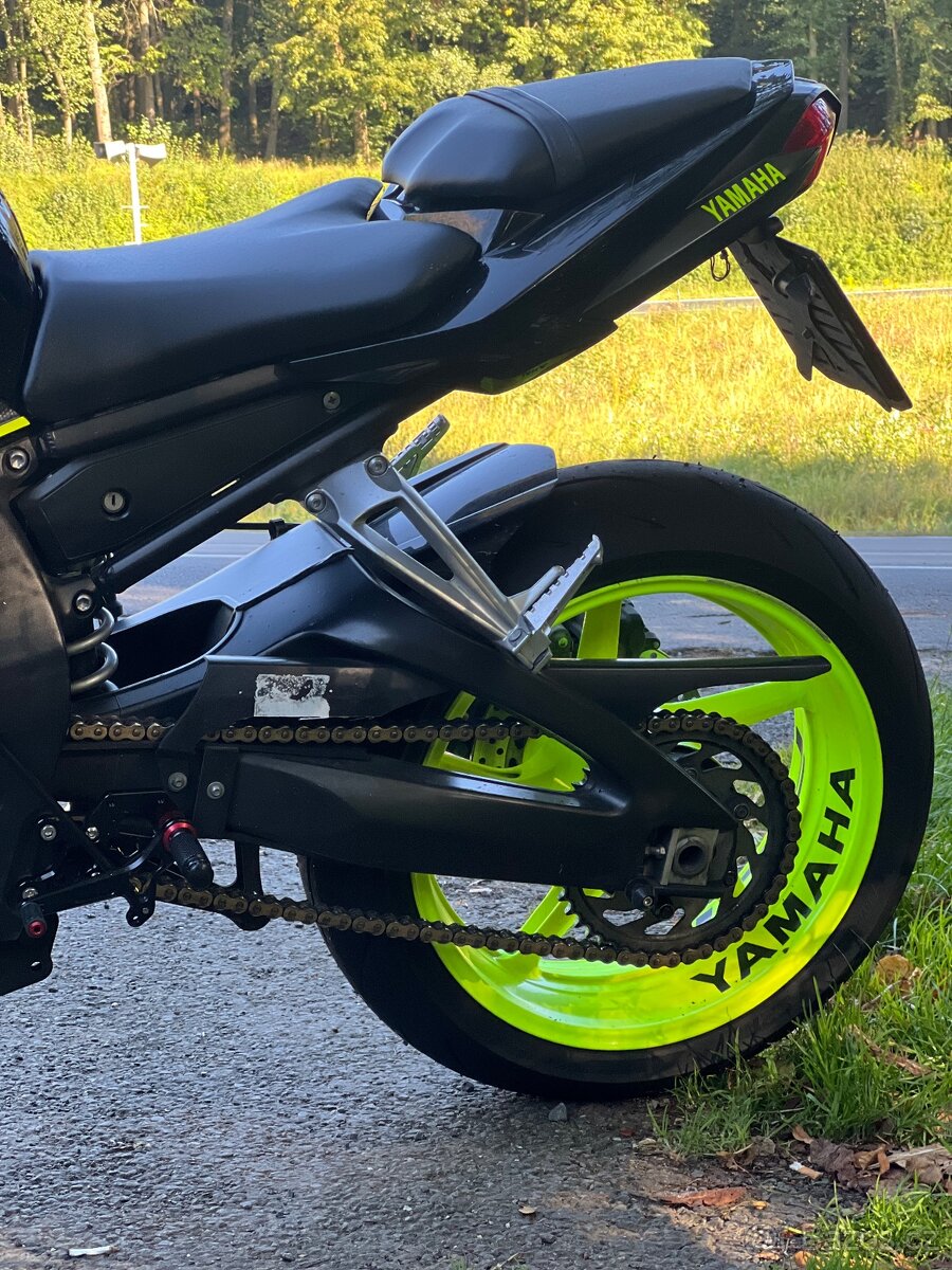 Yamaha fz1n - 9