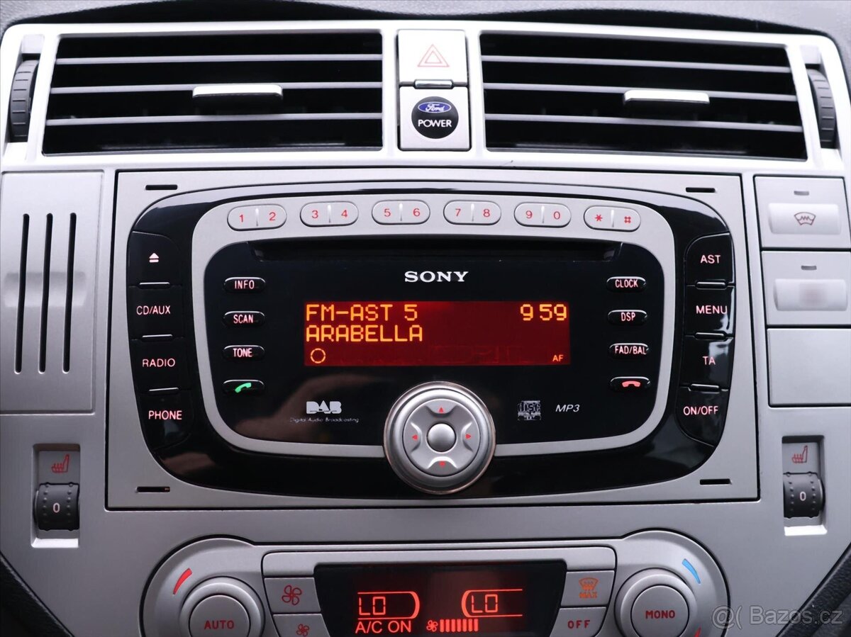 Ford Kuga 2,0 TDCI 100kW Titanium Kůže (2009) - 9